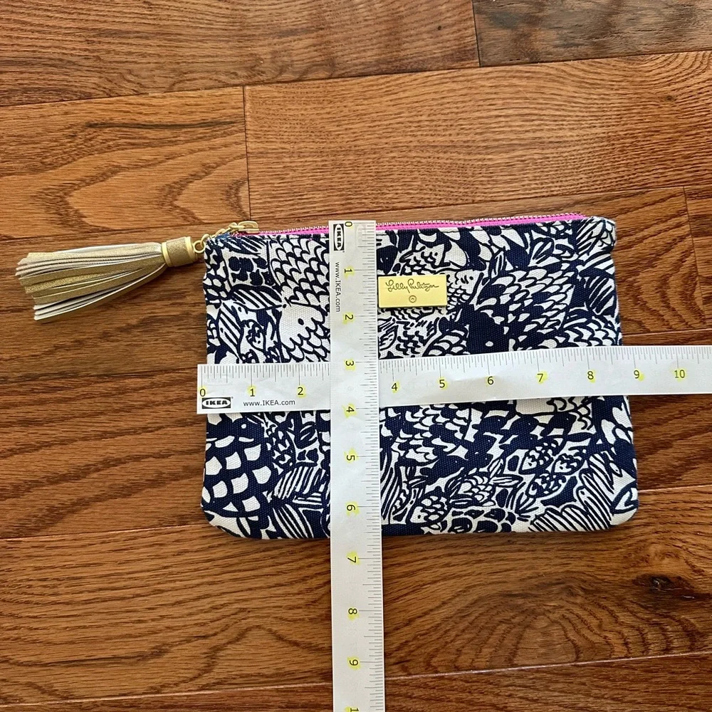 New Lilly Pulitzer Upstream Clutch Cosmetics Case.